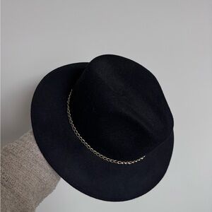 Sophisticated Black Hat with Gold Chain Accent